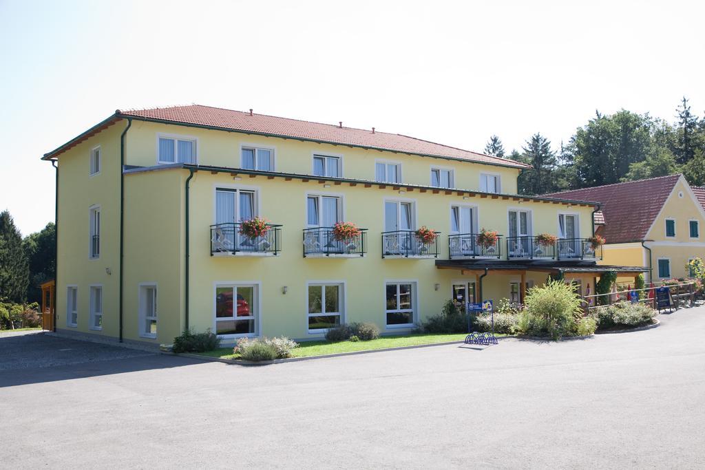 Bad Blumauerhof Hotel Exterior foto